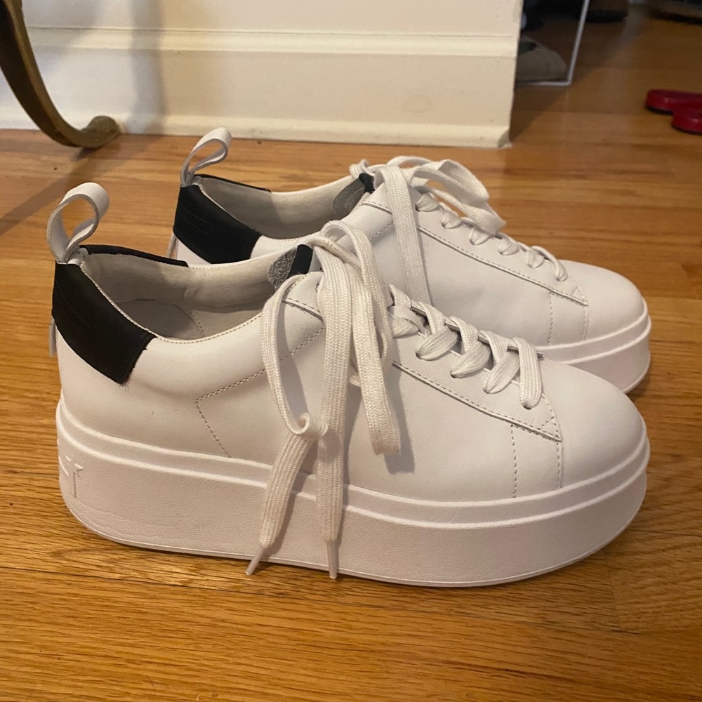 Platform shoes